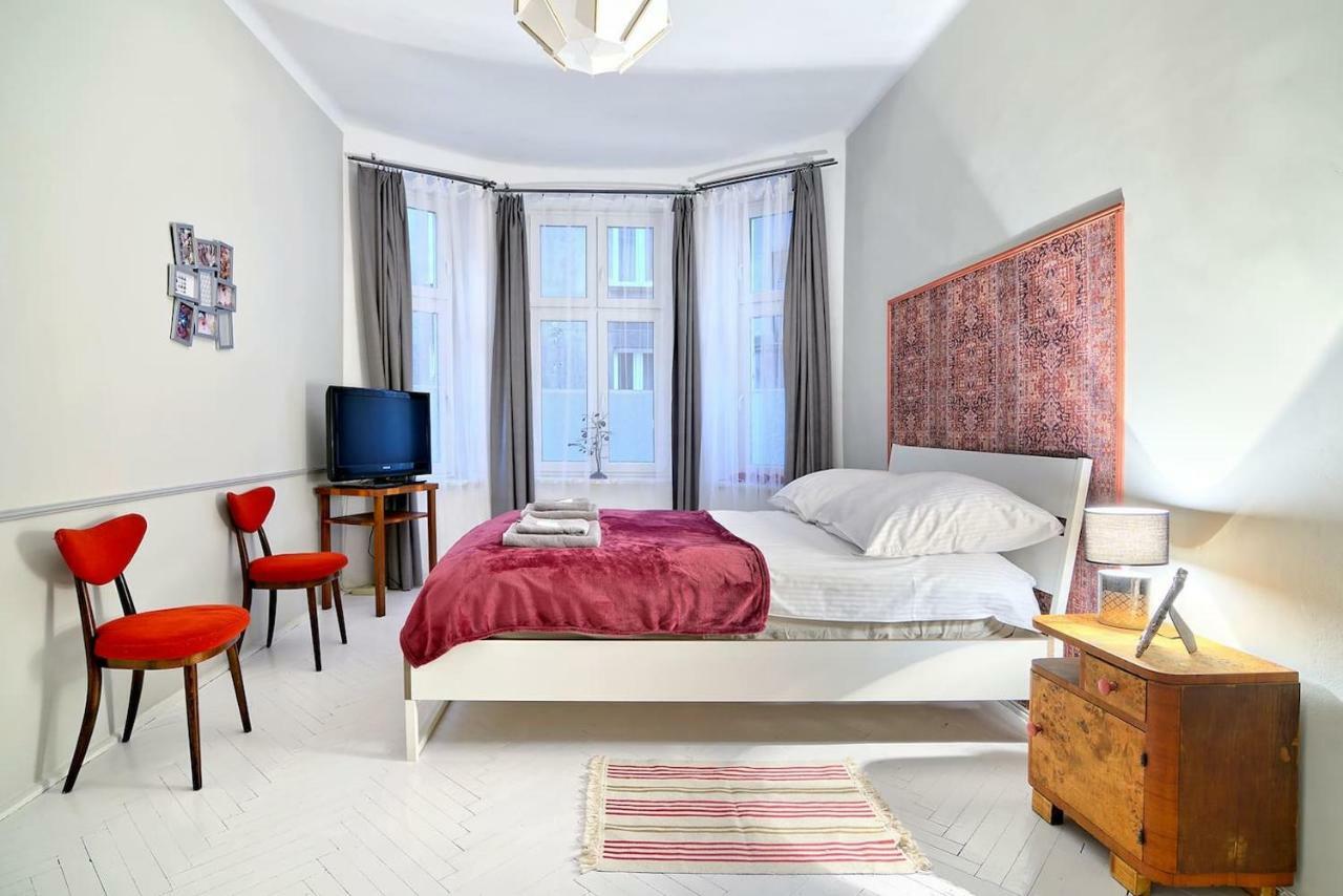 Luxury Retro Apartment, City Center, Wifi Krakow Exterior photo